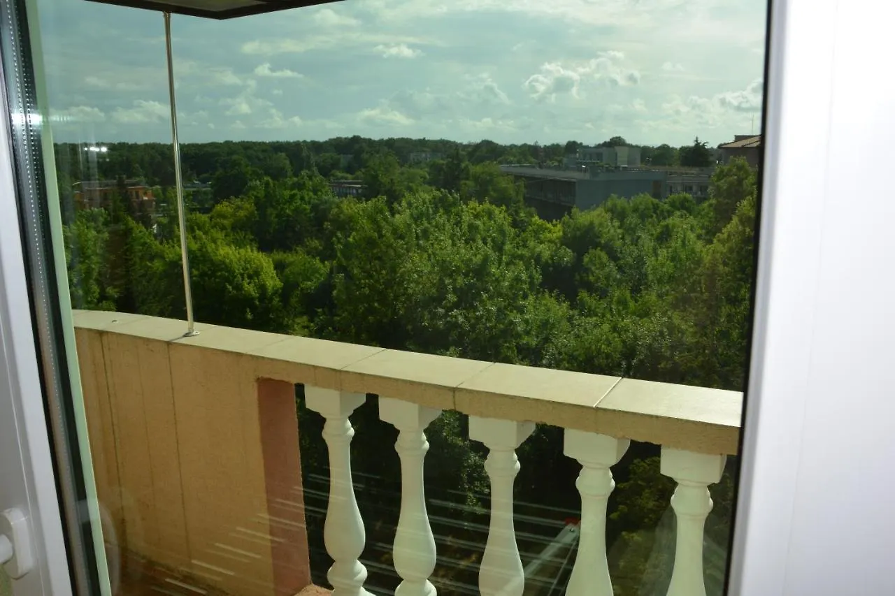 Семеен Хотел Детелини Primorsko Hotel