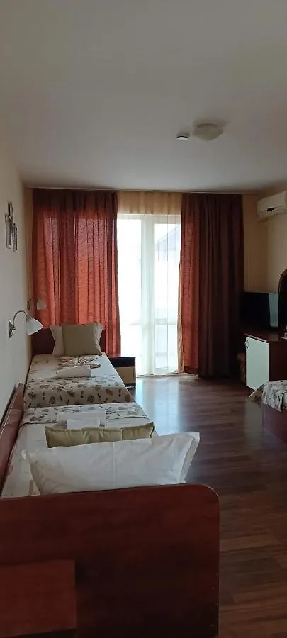 Семеен Хотел Детелини Primorsko 2*,  Bulgarie