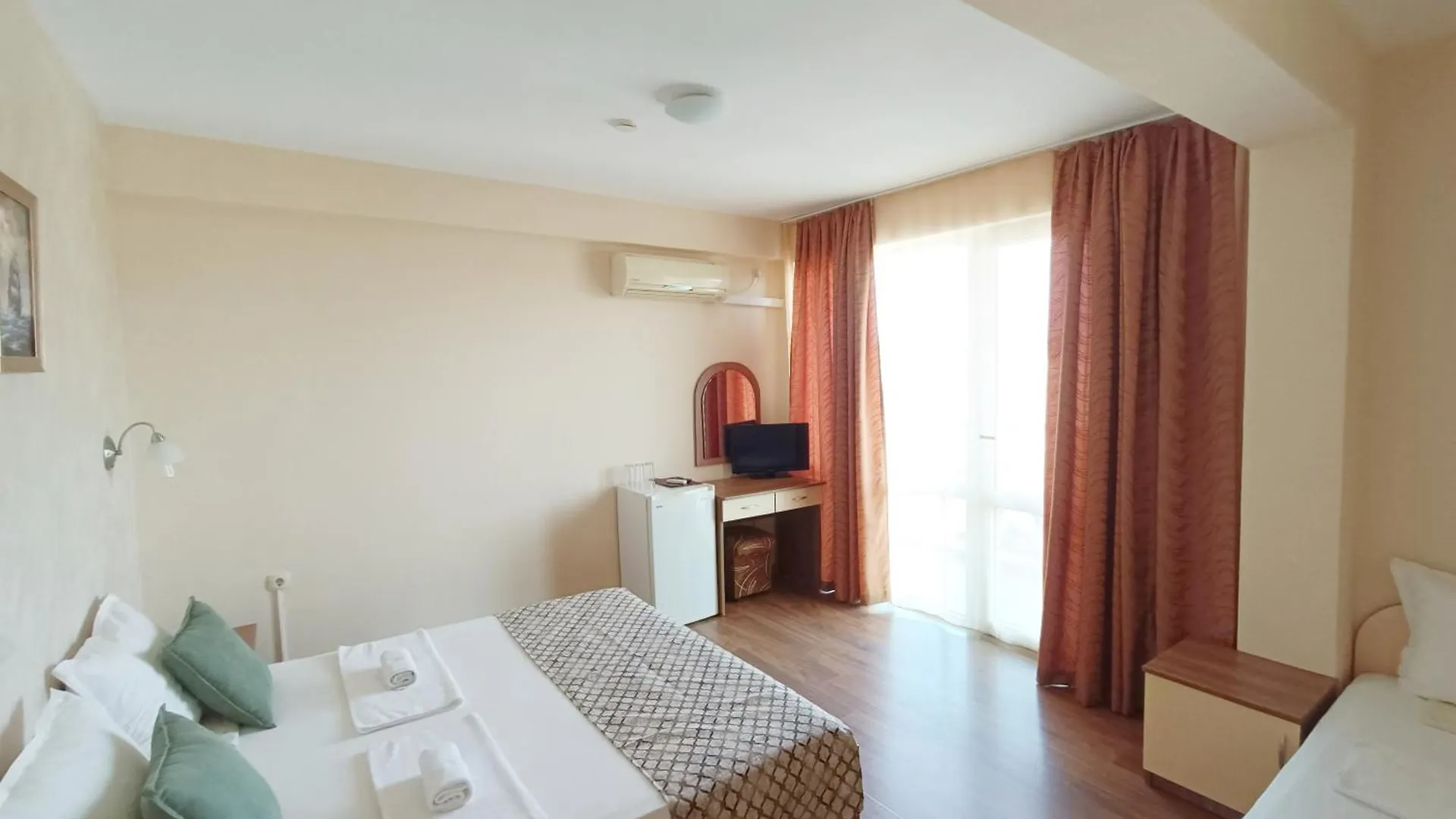Hotel Семеен Хотел Детелини Primorsko