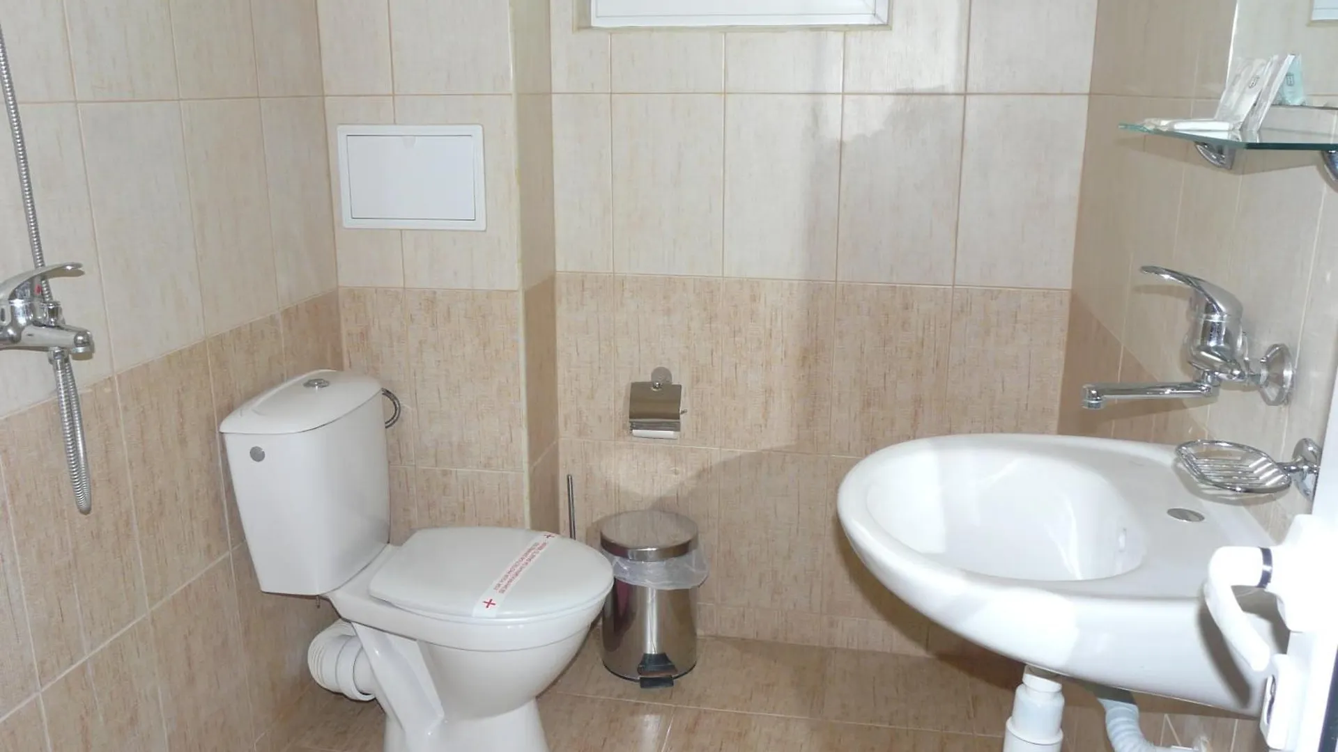 Hotel Семеен Хотел Детелини Primorsko